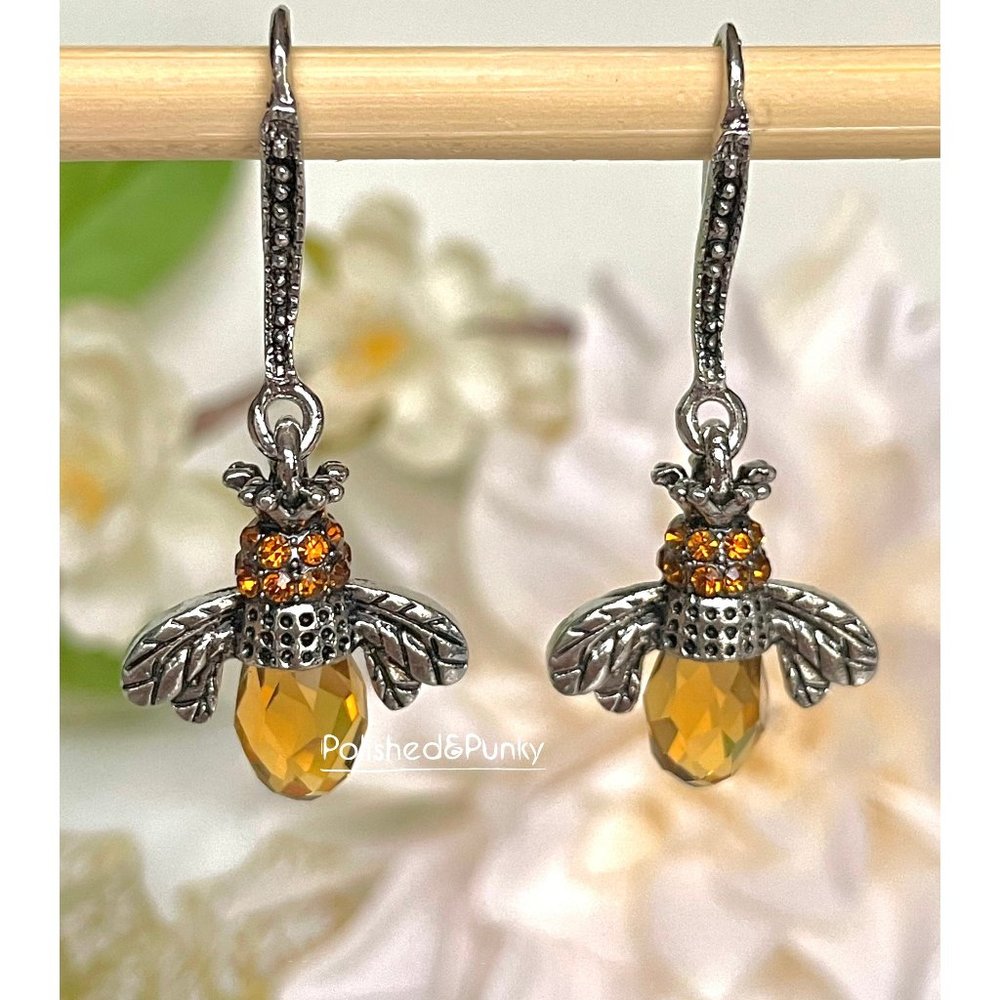 Silver Bee earrings  ~ Bee Earrings ~ Dangle earrings ~ Honey Bee Earrings ~ BOX
